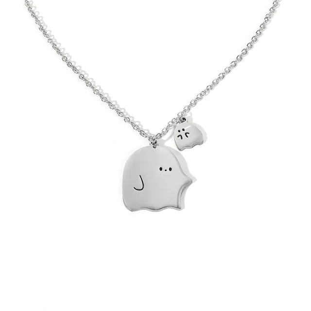 Lindo collar de pequeño monstruo fantasma