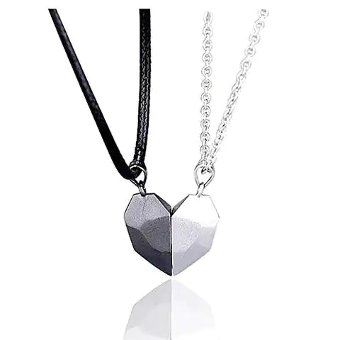 Collares de corazones magnéticos