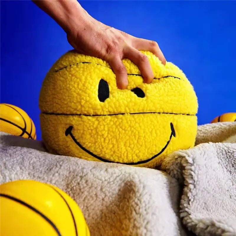 Peluche de baloncesto con sonrisa Cojín