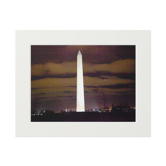 Washington Monument at Night - Fine Art Prints (Passepartout Paper Frame)
