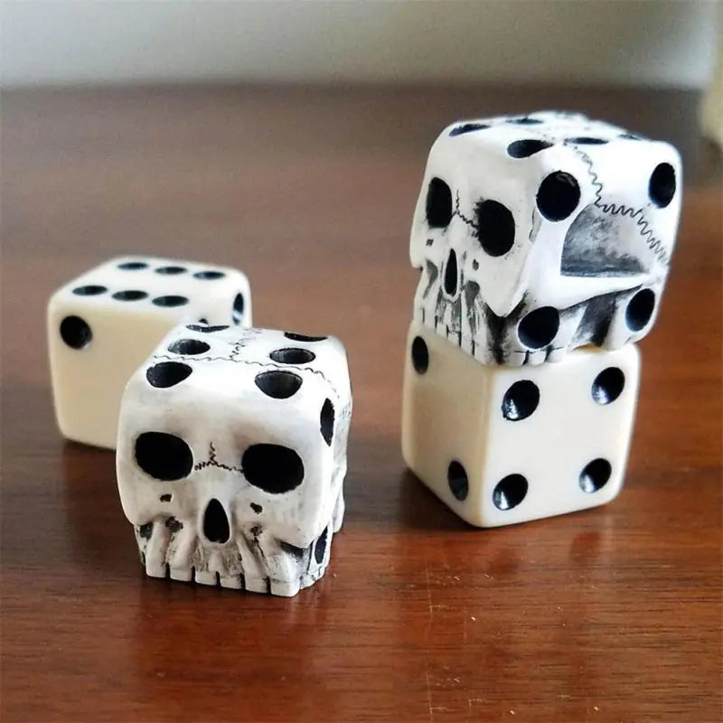1 dado de calavera de 6 caras.