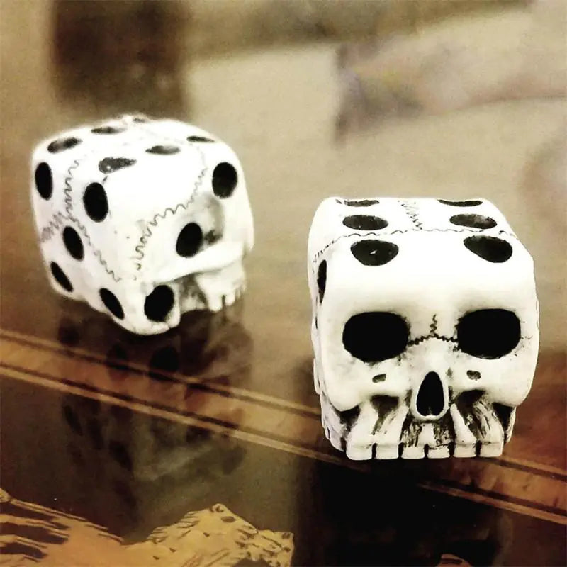 1 dado de calavera de 6 caras.